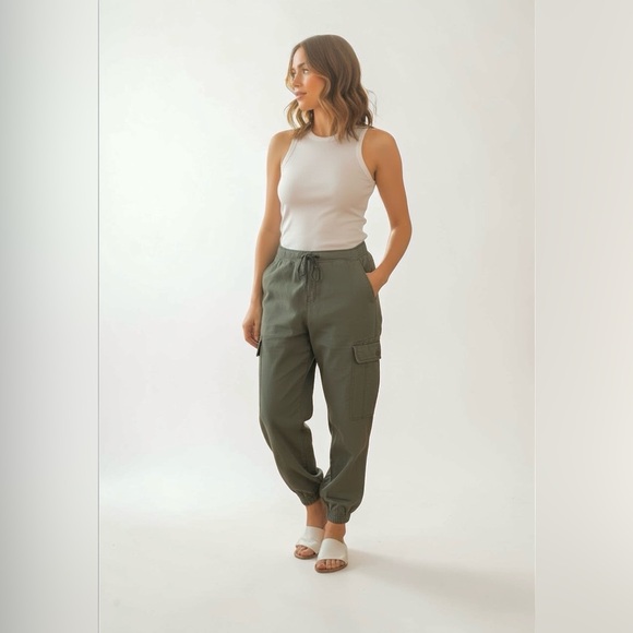 Garage Green Cargo Jogger Pants - Picture 3 of 4